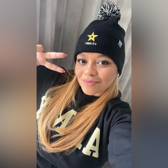 β¨Iβm Live, Come Join Meπβ¨π¦ - Picture 9 of 17